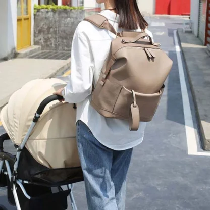 Sac à Langer en Cuir Élégant & Pratique – Image 6